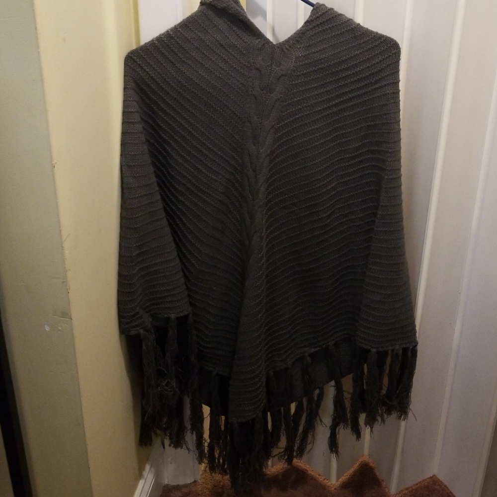 Pullover with hood